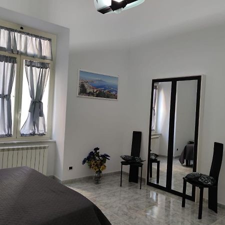 Gevynapule Apartamento Nápoles Exterior foto