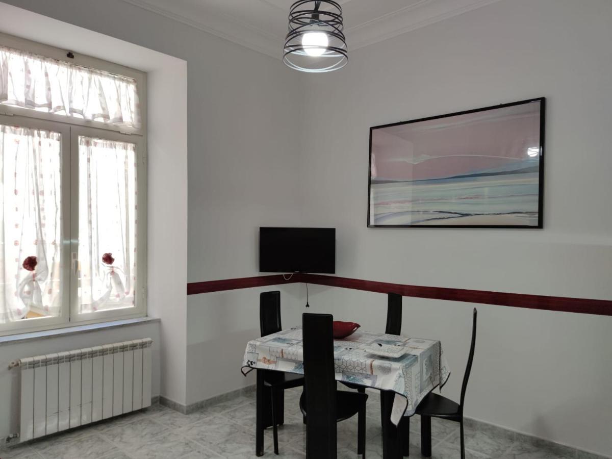 Gevynapule Apartamento Nápoles Exterior foto